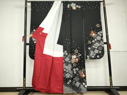 平和屋着物●豪華振袖　絞り　駒刺繍　雪輪舞花文　黒地　金糸　金彩　正絹　逸品　未使用　AABL6446cs