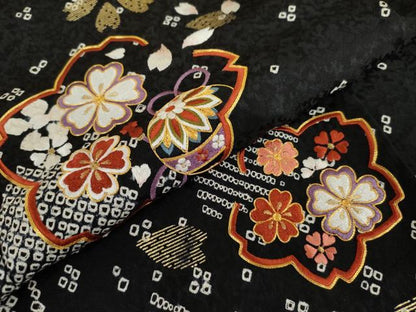 平和屋着物●豪華振袖　絞り　駒刺繍　雪輪舞花文　黒地　金糸　金彩　正絹　逸品　未使用　AABL6446cs