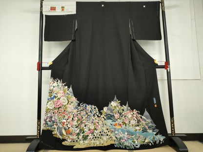 平和屋着物●本加賀友禅作家　谷崎善治　黒留袖　鴛鴦花文　浜ちりめん　反端付き　正絹　逸品　AABL6537cs