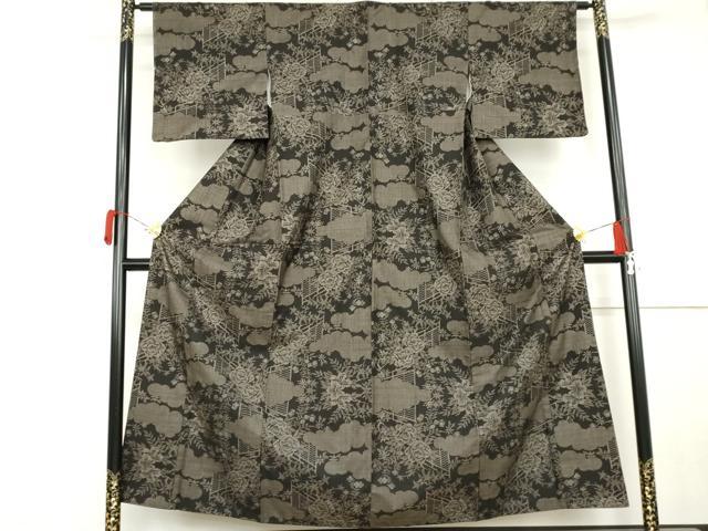 平和屋着物▼本場大島紬　7マルキ　雲取り草花文　正絹　逸品　AABL6543cs
