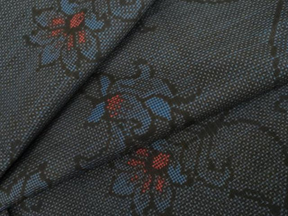 平和屋着物●本場大島紬　7マルキ　更紗花唐草文　正絹　逸品　未使用　AABL6553cs