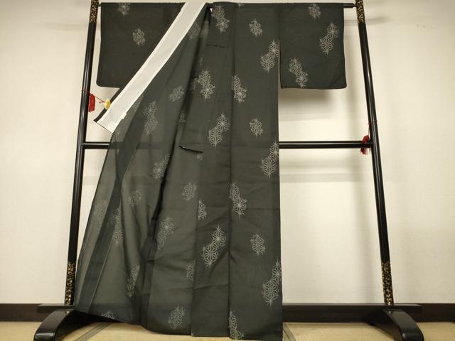 平和屋着物＊夏物　小紋　紗　麻の葉文様　黒地　洗える着物　AABL6619jd