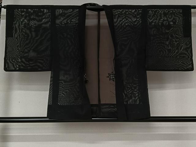 平和屋着物▽羽織　スリーシーズン　春夏秋　塵除け　草花文　黒地　正絹　逸品　AABL6902jh