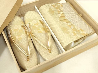 平和屋着物▼和装小物　和装バッグ・草履セット　ハンドバッグ　クラッチバッグ　金糸　逸品　AABL7110ay