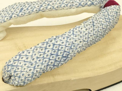 平和屋着物▼和装小物　下駄　桐下駄　鼻緒:絞り　逸品　AABL7199ay