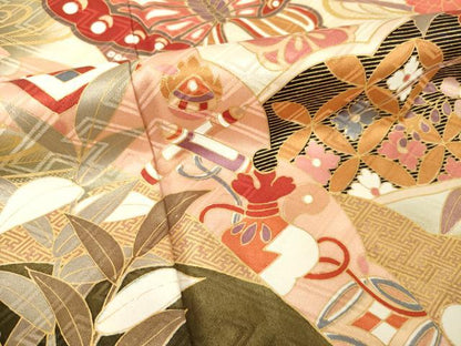 平和屋着物●豪華振袖　駒刺繍　吉祥花蝶宝尽くし　金彩　正絹　逸品　AABL7210ck