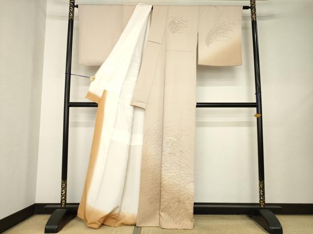 平和屋着物●訪問着　竹屋町刺繍　露芝舞蝶丸文　暈し染め　金彩　正絹　逸品　AABL7212ck