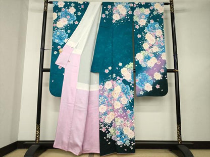 平和屋着物●豪華振袖　駒刺繍　薔薇　舞花文　暈し染め　金彩　さが美扱い　正絹　逸品　AABL7235ck