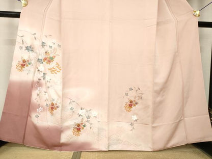 平和屋着物●中国三大刺繍　スワトウ刺繍　汕頭刺繍　訪問着　雪輪花文　暈し染め　正絹　逸品　AABL7243ck