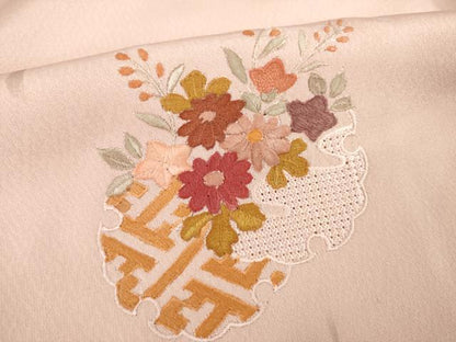 平和屋着物●中国三大刺繍　スワトウ刺繍　汕頭刺繍　訪問着　雪輪花文　暈し染め　正絹　逸品　AABL7243ck