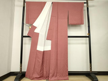 平和屋着物●上質な色無地　舞花地紋　蘇芳香色　正絹　逸品　AABL7247ck