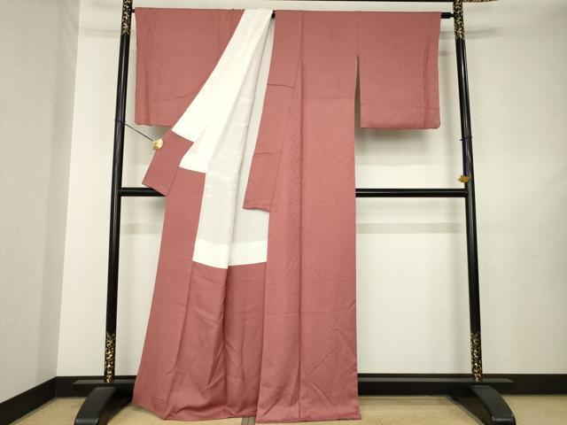 平和屋着物●上質な色無地　舞花地紋　蘇芳香色　正絹　逸品　AABL7247ck