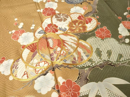 平和屋着物●豪華振袖　駒刺繍　松竹梅吉祥花文　金彩　正絹　逸品　AABL7269ck