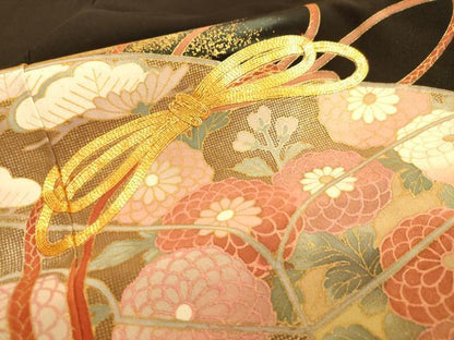 平和屋着物■豪華黒留袖　作家物　駒刺繍　花文箱　金彩　正絹　逸品　AABL7303br