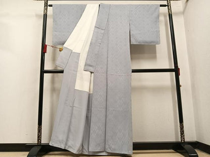 平和屋着物●上質な色無地　菱地紋　白鼠色　正絹　逸品　AABL7330ph