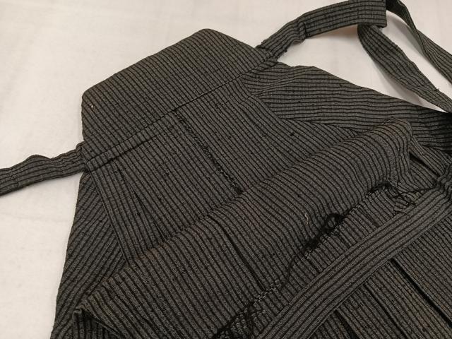 平和屋着物●男性　行灯袴　紬地　縞　正絹　逸品　AABL7335ph
