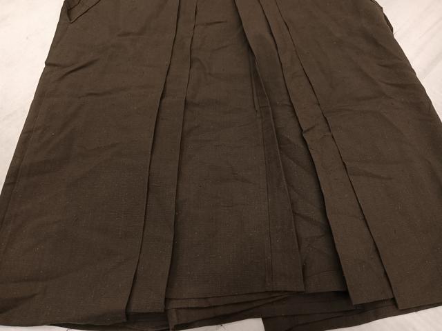 平和屋着物●男性　馬乗り袴　紬地　赤墨色　正絹　逸品　AABL7343ph