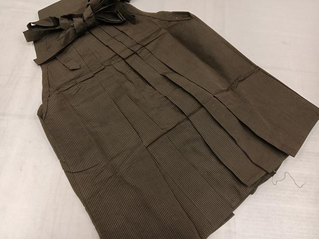 平和屋着物●男性　馬乗り袴　縞　正絹　逸品　AABL7369ph