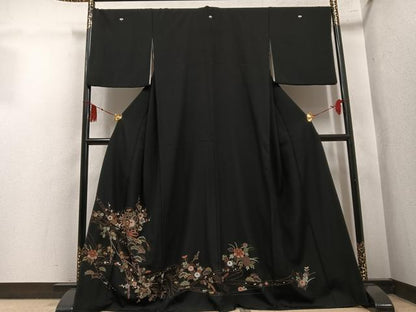 平和屋着物●豪華黒留袖　総刺繍　松竹梅鏡裏文　金糸　正絹　逸品　AABL7378ph