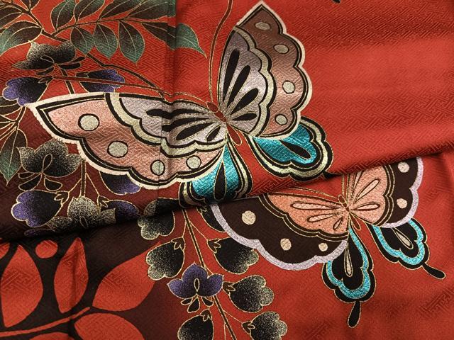 平和屋着物●豪華振袖　花蝶文　暈し染め　金彩　正絹　逸品　AABL7402ph