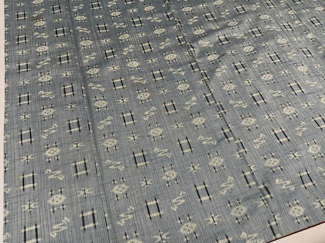平和屋着物●上質な紬　琉球絣文様　正絹　逸品　AABL7474ph