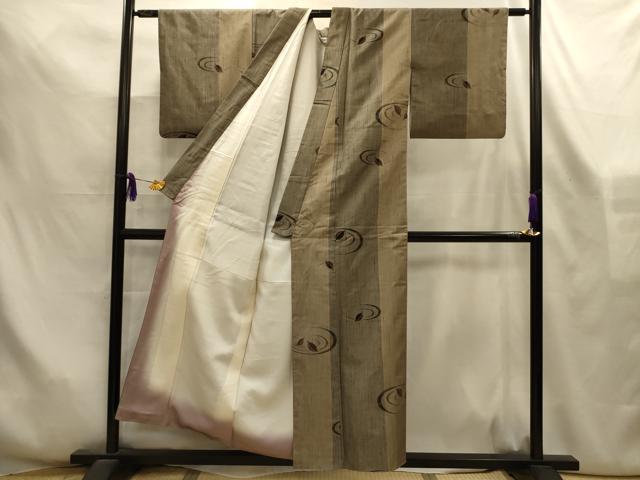 平和屋着物■上質な紬　流水草葉文　正絹　逸品　AABL7500sx