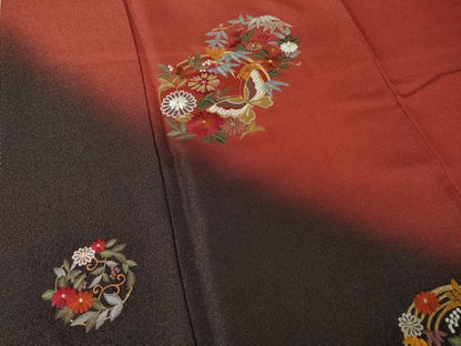 平和屋着物●中国三大刺繍　汕頭刺繍　スワトウ刺繍　総刺繍　振袖　花蝶丸文　暈し染め　銀通し地　正絹　逸品　AABL7570ck