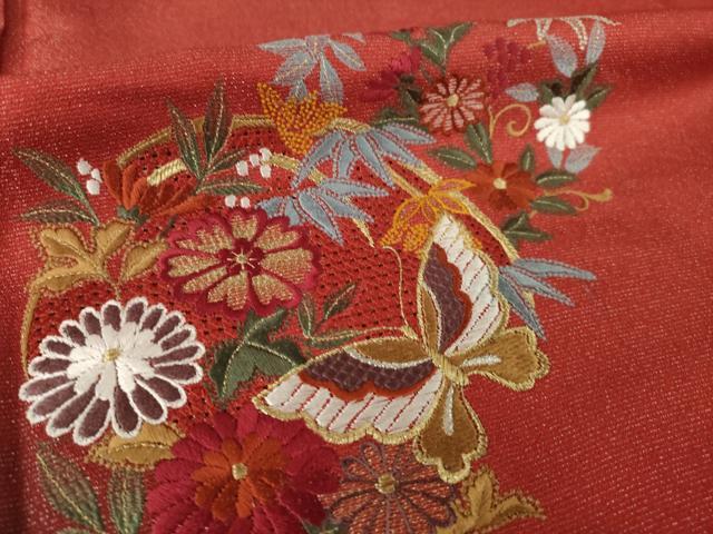 平和屋着物●中国三大刺繍　汕頭刺繍　スワトウ刺繍　総刺繍　振袖　花蝶丸文　暈し染め　銀通し地　正絹　逸品　AABL7570ck
