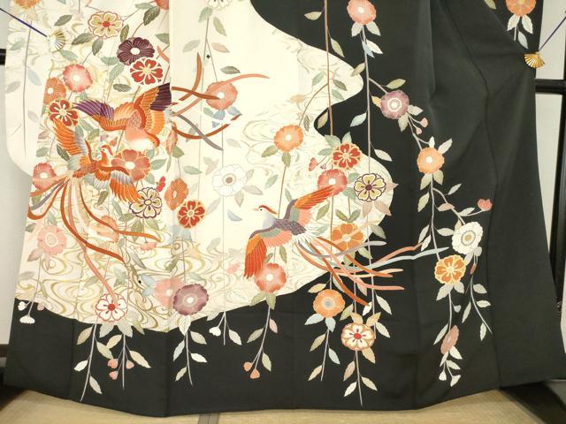 平和屋着物●創業460年・千總　振袖　駒刺繍　鳳凰花文　黒地　金彩　大丸扱い　正絹　逸品　AABL7602ck