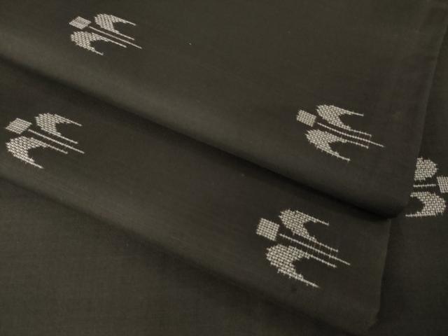 平和屋着物●本場大島紬　9マルキ　琉球絣文様　地空き　正絹　逸品　AABL7624ck