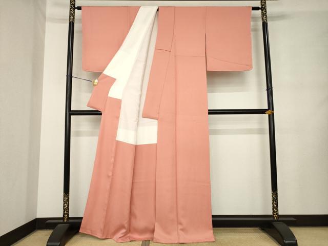 平和屋着物●上質な色無地　霞地紋　真赭色　正絹　逸品　AABL7627ck