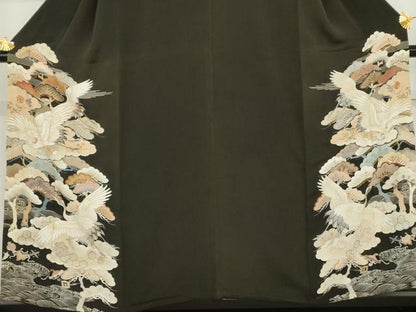 平和屋着物●アンティーク　大正ロマン　黒留袖　駒刺繍　両褄　飛鶴松文　正絹　逸品　AABL7669cs