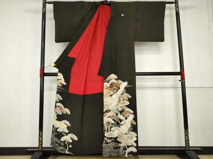 平和屋着物●アンティーク　大正ロマン　黒留袖　駒刺繍　両褄　飛鶴松文　正絹　逸品　AABL7669cs