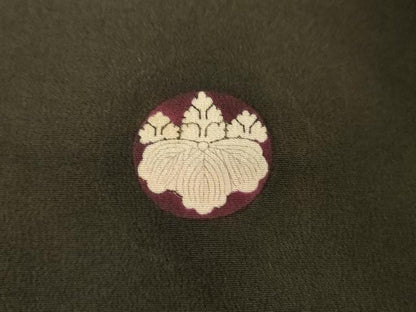 平和屋着物●アンティーク　大正ロマン　黒留袖　駒刺繍　両褄　飛鶴松文　正絹　逸品　AABL7669cs