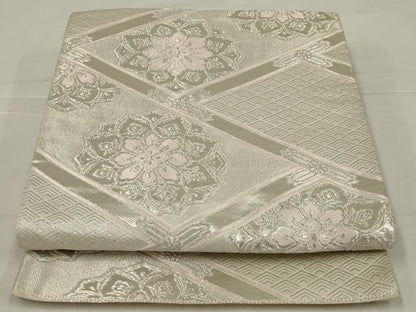 平和屋着物◎六通柄袋帯　唐織　舞花文　銀糸　正絹　逸品　AABL7819ou