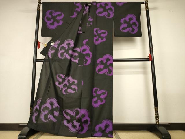 平和屋着物＊夏物　ファッションデザイナー　コシノジュンコ　小紋　紗　舞花文　黒地　洗える着物　AABL7964jd