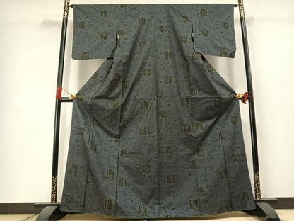 平和屋着物●本場大島紬　7マルキ　亀甲笹竹文　正絹　逸品　AABL8008fy