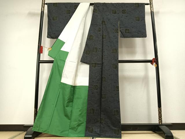 平和屋着物●本場大島紬　7マルキ　亀甲笹竹文　正絹　逸品　AABL8008fy