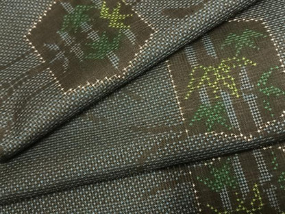 平和屋着物●本場大島紬　7マルキ　亀甲笹竹文　正絹　逸品　AABL8008fy