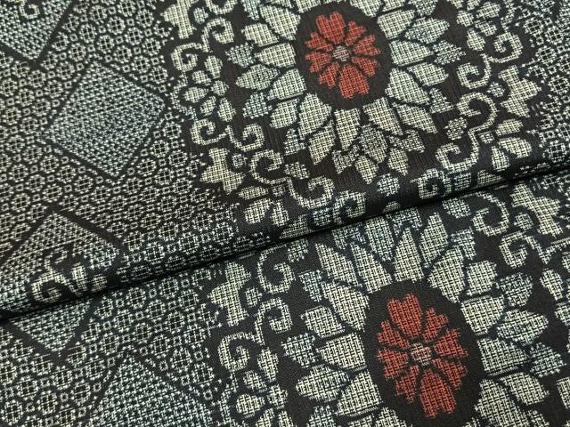 平和屋着物●本場大島紬　割り込み絣　吉祥花文　正絹　逸品　AABL8108fy
