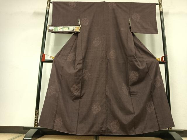 平和屋着物●本場結城紬　重要無形文化財　100亀甲　飛び亀甲柄　色紙花文　奥順謹製　証紙付き　正絹　逸品　AABL8206fy