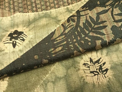 平和屋着物●伝統工芸士　七代目　吉澤与市　紬　絞り　花蝶文　正絹　逸品　AABL8215fy