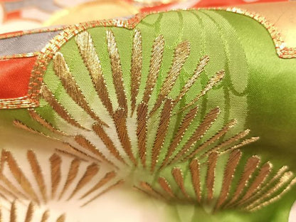 平和屋着物●豪華振袖　駒刺繍　枝松文　金糸　金彩　正絹　逸品　AABL8437fy