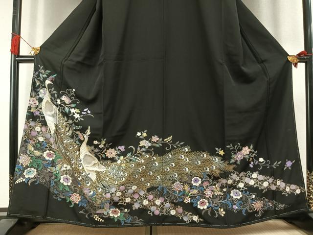 平和屋着物●豪華黒留袖　刺繍　孔雀花蝶文　銀糸　金銀彩　正絹　逸品　AABL8443fy