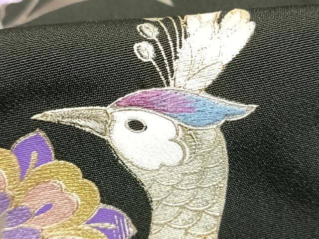平和屋着物●豪華黒留袖　刺繍　孔雀花蝶文　銀糸　金銀彩　正絹　逸品　AABL8443fy