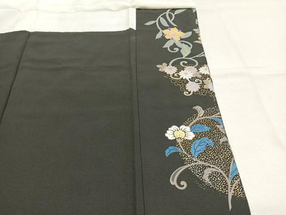 平和屋着物●豪華黒留袖　刺繍　孔雀花蝶文　銀糸　金銀彩　正絹　逸品　AABL8443fy