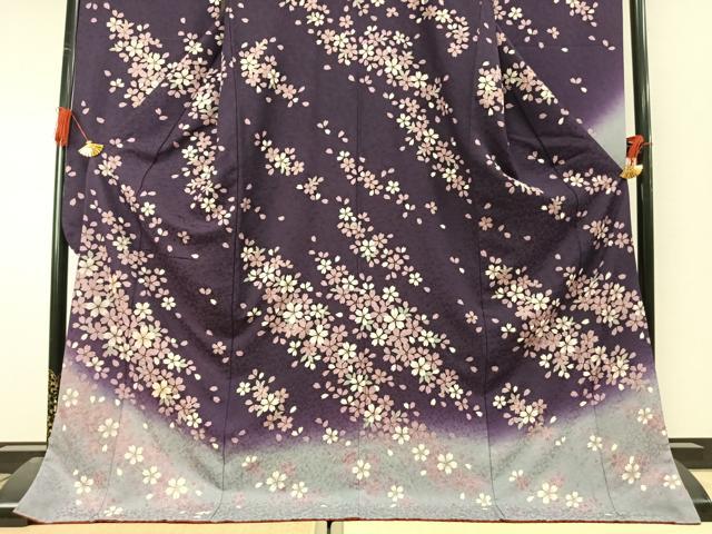 平和屋着物●豪華振袖　駒刺繍　舞桜文　暈し染め　金彩　正絹　逸品　AABL8447fy