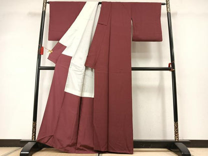 平和屋着物●上質な色無地　霞地紋　小豆色　正絹　逸品　未使用　AABL8500fy