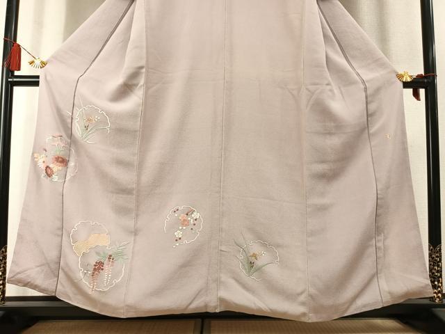 平和屋着物●加賀友禅の巨匠 初代 由水十久監修 中国三大刺繍 相良刺繍 総刺繍 色留袖 雪輪花文 鬼しぼ縮緬 正絹 逸品 AABL8513fy