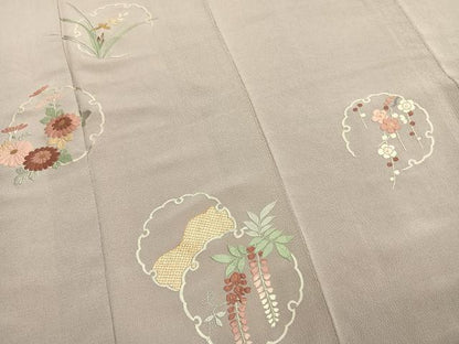 平和屋着物●加賀友禅の巨匠 初代 由水十久監修 中国三大刺繍 相良刺繍 総刺繍 色留袖 雪輪花文 鬼しぼ縮緬 正絹 逸品 AABL8513fy